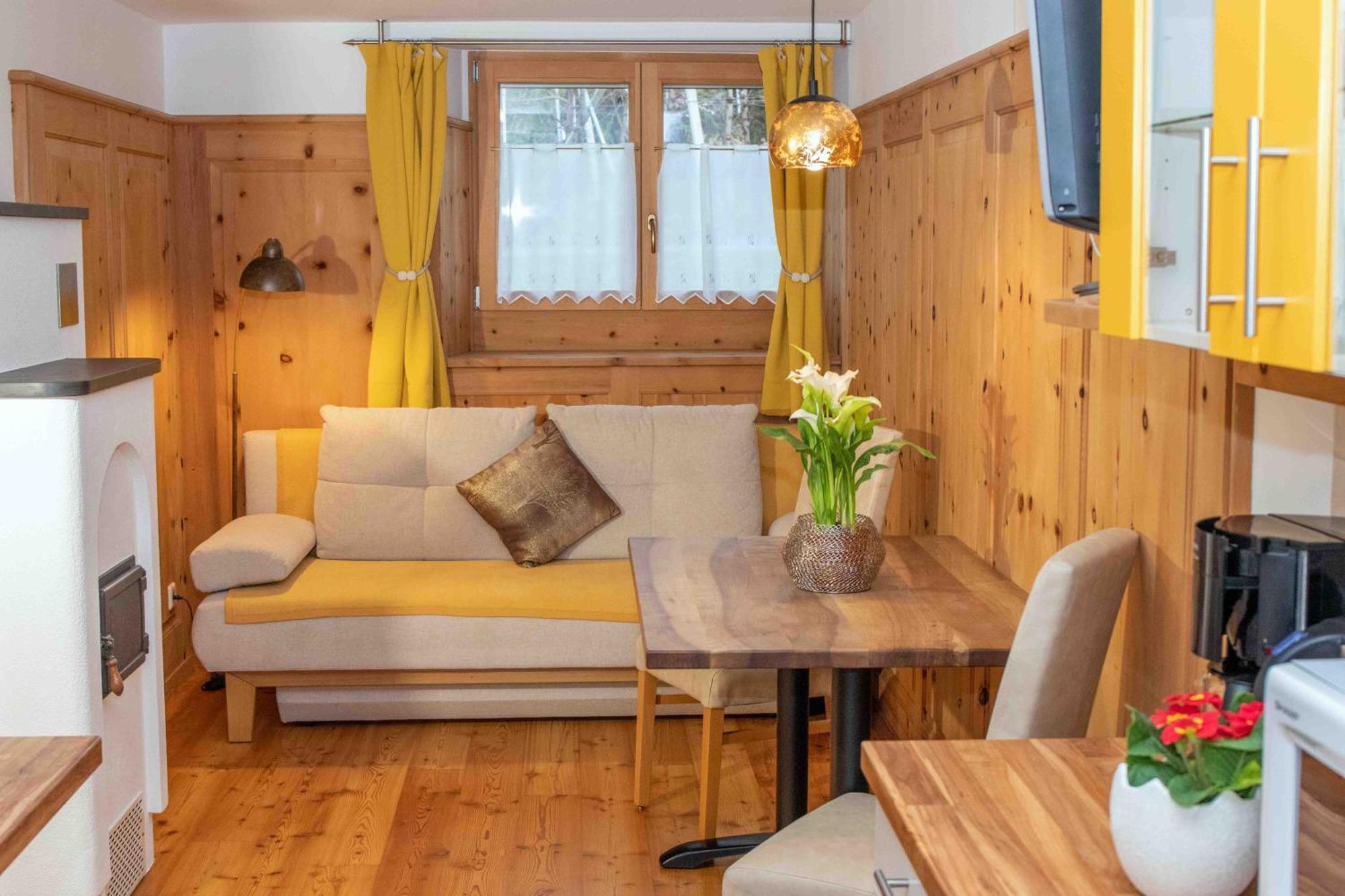 Obstbauernhof Fohlenhof Appartement Lasa Buitenkant foto
